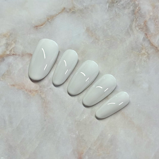 White Nail Set